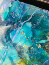 Load image into Gallery viewer, Multicoloured Resin Art