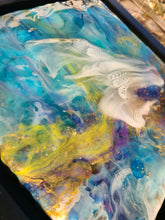 Load image into Gallery viewer, Multicoloured Resin Art